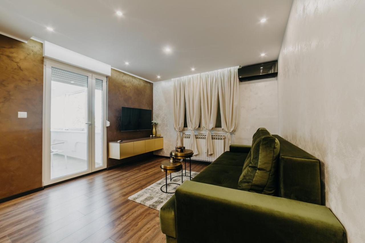 Apartman Stari Toranj Vukovar Exterior photo