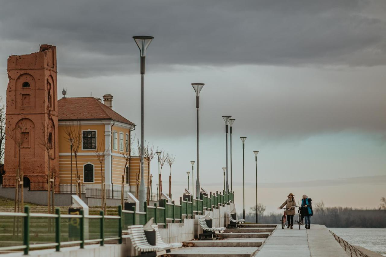 Apartman Stari Toranj Vukovar Exterior photo